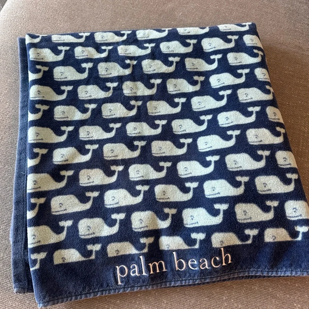 Vineyard Vines Navy Whale Print Towel Palm Beach